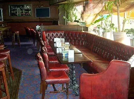 & Restaurant Bahnhof 2*